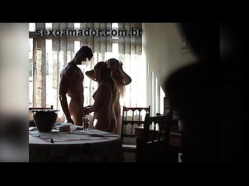 ❤️ Seksvriende nooi 'n reuse man en 'n drietal saam met hom ❤ Fokvideo op af.tuberxxx.ru ☑
