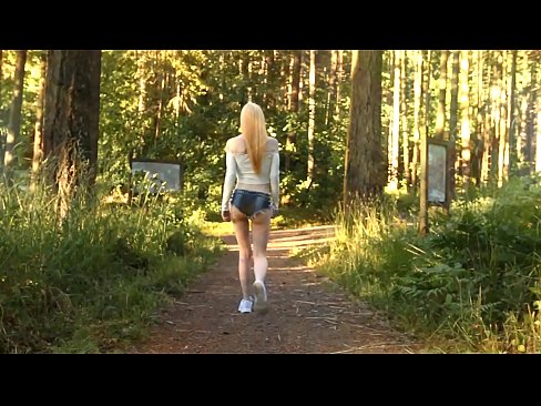 ❤️ Mooi vrou beweeg stadig, nie naakvideo nie ❤ Fokvideo op af.tuberxxx.ru ☑