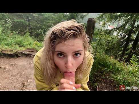 ❤️ Meisie sluk cum na 'n openbare blowjob - Eva Elfi ❤ Fokvideo op af.tuberxxx.ru ☑